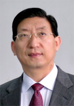 中國科學院院士曾益新