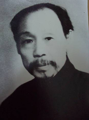 萧龙友
