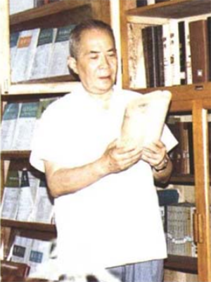 董漱六